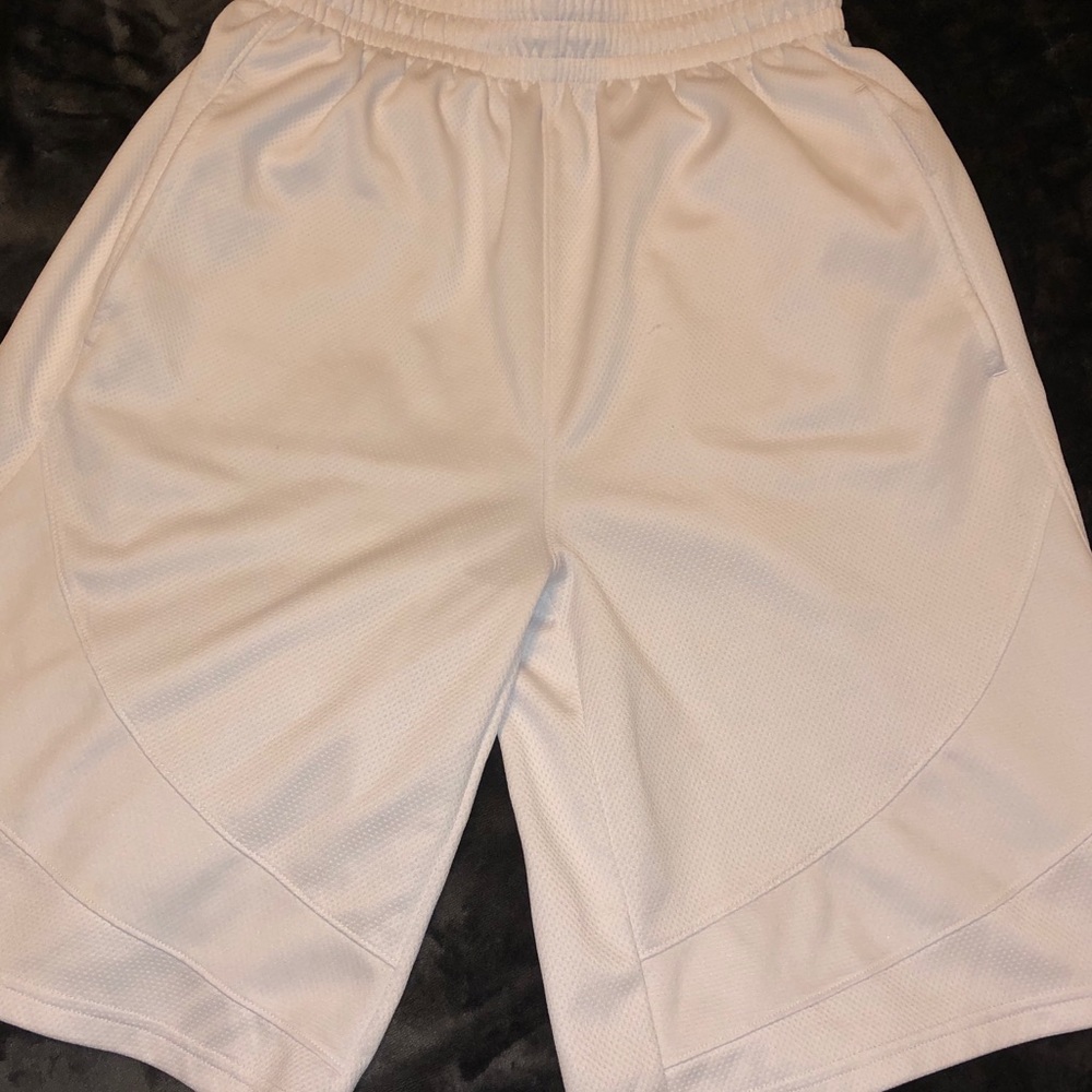 Men’s basketball shorts - long